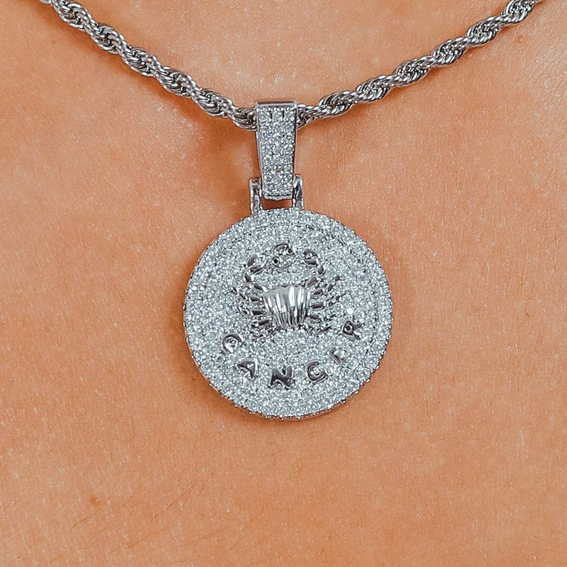 Cancer Zodiac Pendant - White Gold - Cernucci